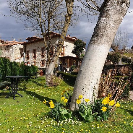 La Casona Del Jou Guest House Ortiguero Екстериор снимка
